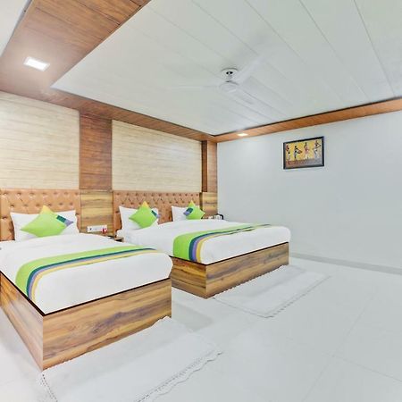 Hotel Nysha Palace Near Igi Airport 新德里 外观 照片