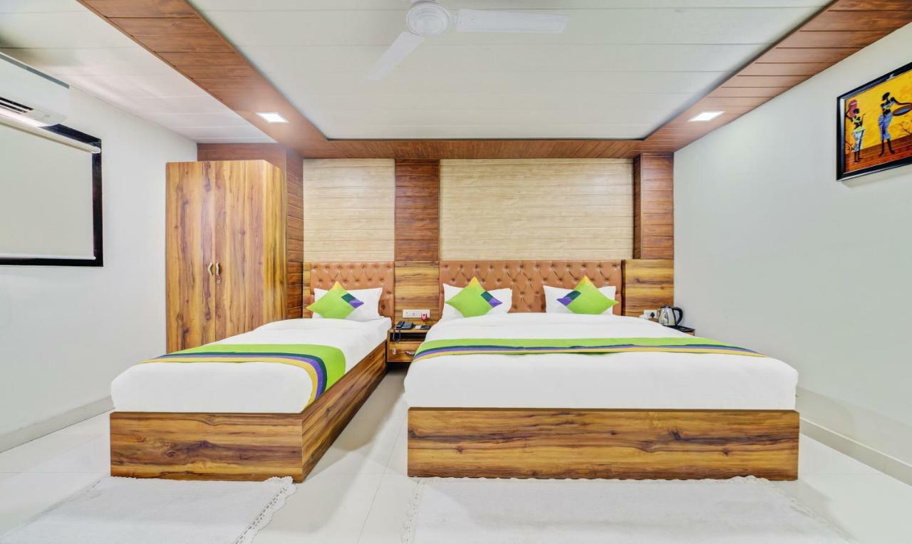 Hotel Nysha Palace Near Igi Airport 新德里 外观 照片